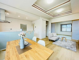 【居間・リビング】 | 上尾市原市　中古戸建