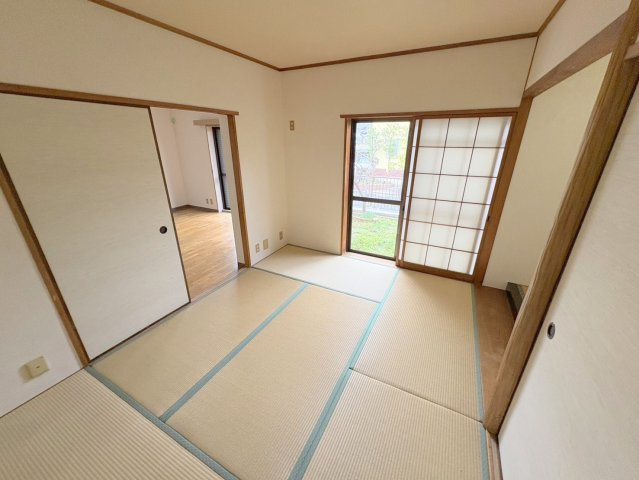 東生駒さつき台ローレルコートの和室