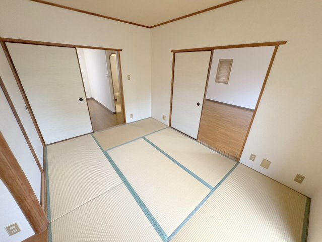 東生駒さつき台ローレルコートの和室