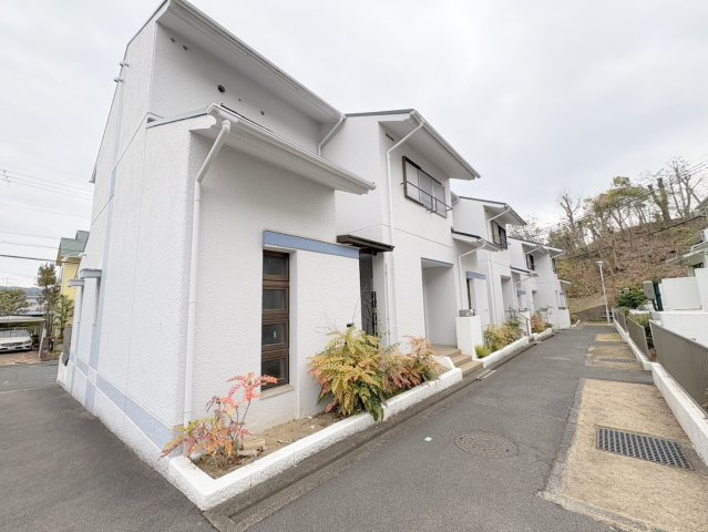 東生駒さつき台ローレルコートの外観パース