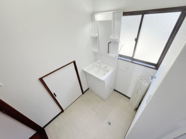 内田邸の洗面所