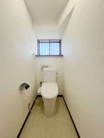 内田邸のトイレ