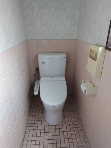 城東１丁目　住居付き店舗のトイレ|２階店内