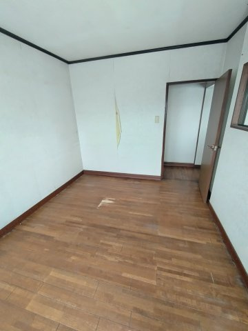 城東１丁目　住居付き店舗の洋室|３階住居