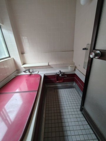城東１丁目　住居付き店舗の浴室|３階住居