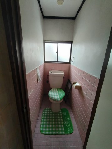 城東１丁目　住居付き店舗のトイレ|３階住居