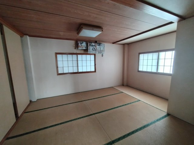 城東１丁目　住居付き店舗の内装|２階店内