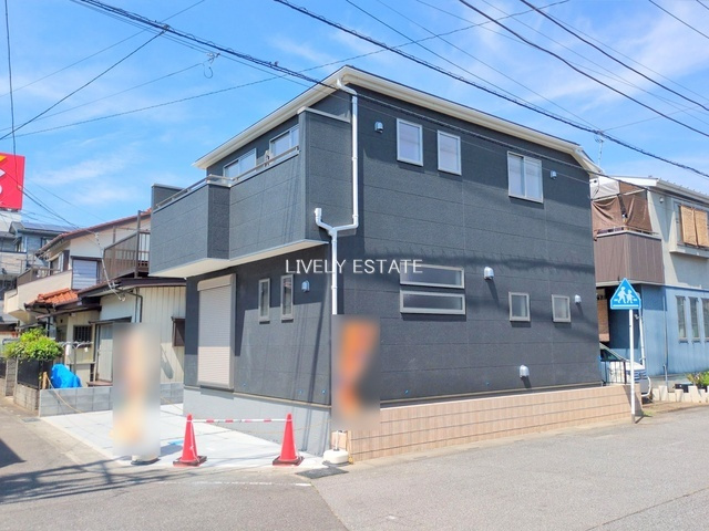 越谷市大字弥十郎 新築分譲住宅の外観