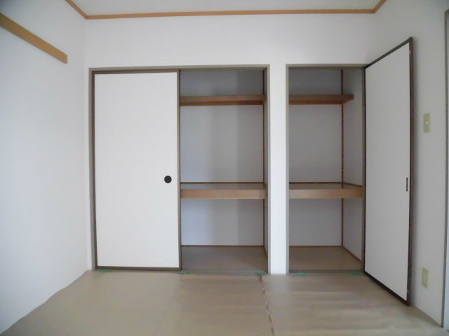 エスポワール米原B棟の和室