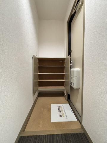 エスポワール米原B棟の駐車場