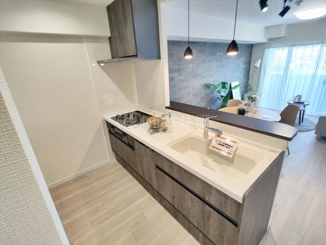 【キッチン】 | ライオンズマンション川越駅東 | 会話が弾む対面キッチンです