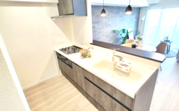 【キッチン】 | ライオンズマンション川越駅東 | 使いやすいシステムキッチンです