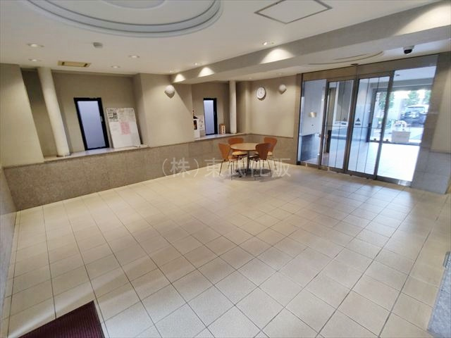 【ロビー】 | ライオンズマンション川越駅東 | 開放感のあるロビーです