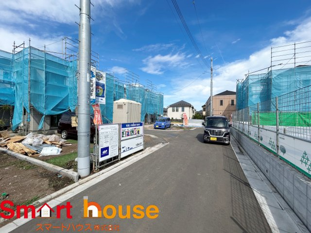 藤沢市今田　新築5棟の前面道路含む現地写真