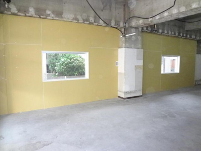 【設備】 | セブンストーリー | 新設壁がわ 