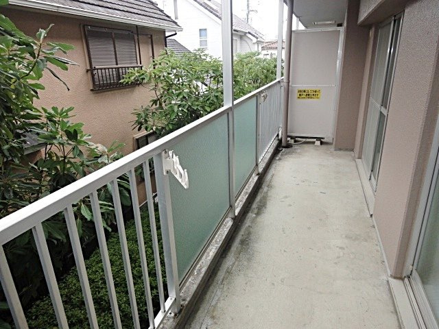 グリーンコート宝塚のバルコニー