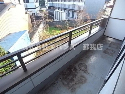 【バルコニー】 | クレスト蘇我 | 暖かな日差しのふりそそぐバルコニー