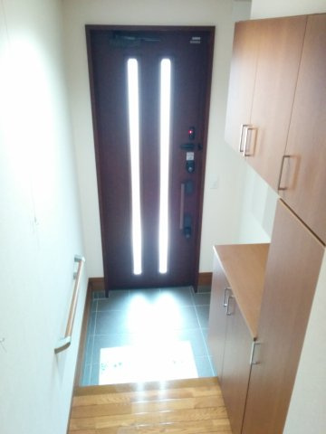 コーポKOGAの玄関