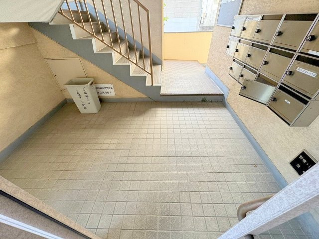 ミスターK上新庄のロビー