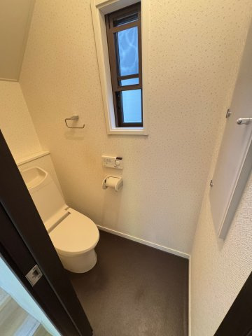 【トイレ】 | 旭区大宮戸建て