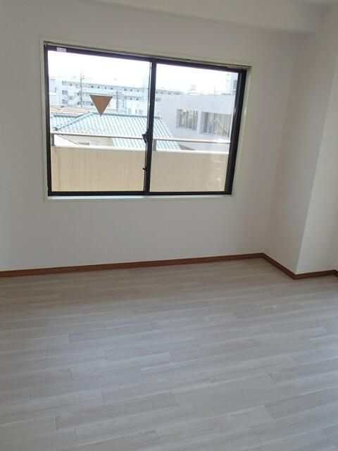 シティフォーラム新小平の洋室