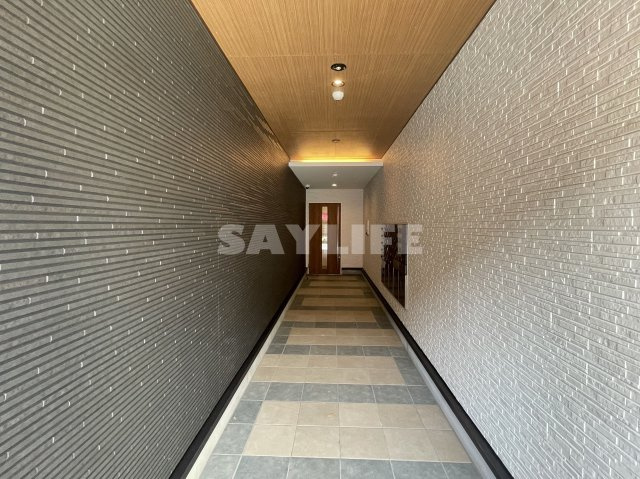 S-MOVE緑橋Ⅱのエントランス