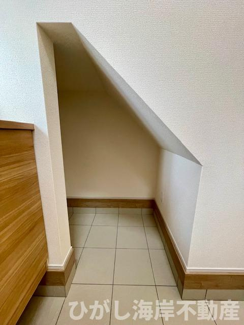 平塚市纒　新築戸建　全10棟のその他|土間収納