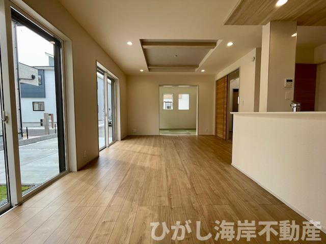 平塚市纒　新築戸建　全10棟のダイニング|16.0帖　LDK