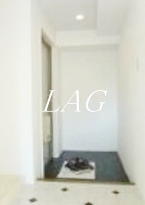 【玄関】 | ホワイトコートⅢ | 玄関です。