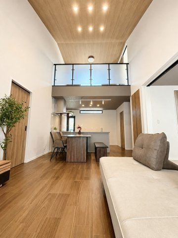 プランタウン清末西町　第1期の居間・リビング|平屋+ロフト+屋上庭園PLAN