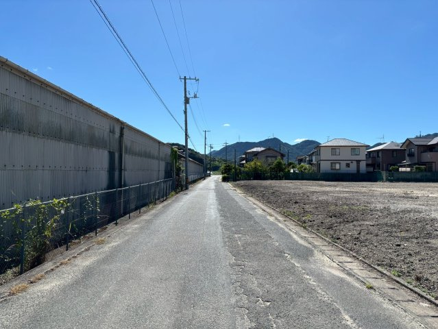 プランタウン清末西町の前面道路含む現地写真|現地前面道路