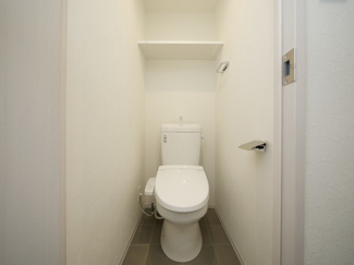 【トイレ】 | アドバンス大阪ビヤン | 落ち着いたトイレです