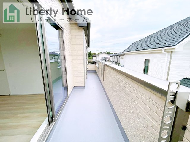 土浦市烏山4丁目　新築戸建　D号棟のバルコニー