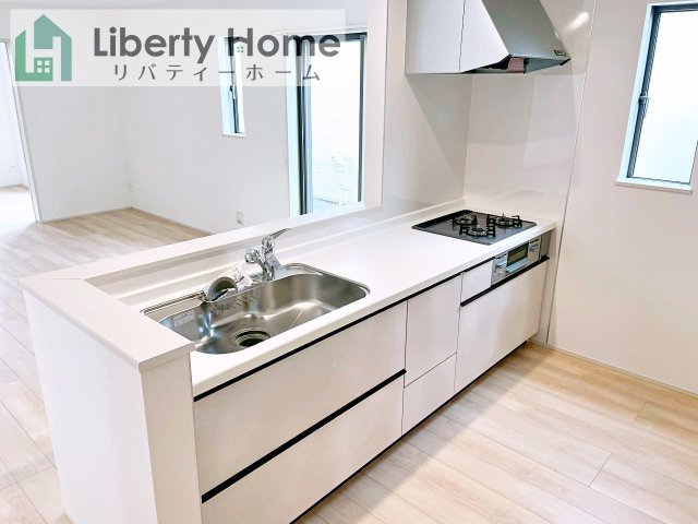 土浦市烏山4丁目　新築戸建　D号棟のキッチン