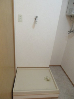 【設備】 | フォレストⅢ | 洗濯機置場