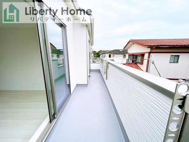 土浦市烏山4丁目　新築戸建　E号棟のバルコニー