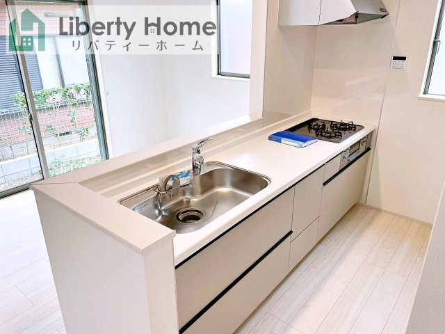 土浦市烏山4丁目　新築戸建　E号棟のキッチン