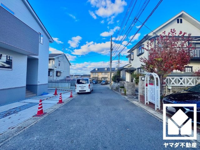 伏見区深草大亀谷万帖敷町　5期　3号地の前面道路含む現地写真