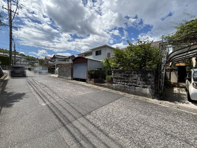 中古戸建　相田7丁目の前面道路含む現地写真