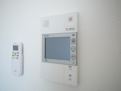 【セキュリティ】 | アドバンス大阪ビヤン | モニター付きインターフォンです。