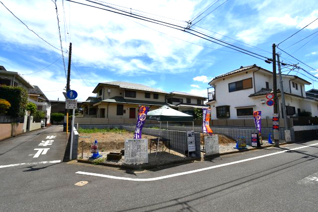 丸山1丁目・新築戸建・3号棟の前面道路含む現地写真