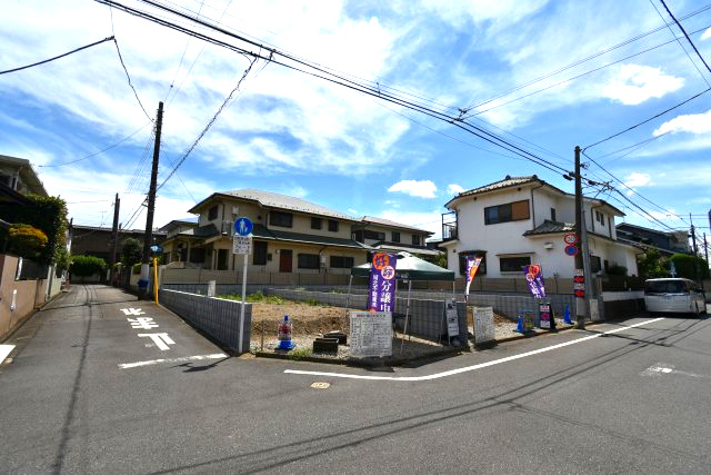 丸山1丁目・新築戸建・3号棟の前面道路含む現地写真