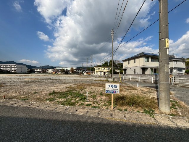 プランタウン清末西町の前面道路含む現地写真