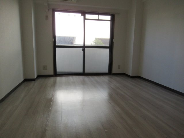 シーショア垂水の居間・リビング|ゆったりとした居間です