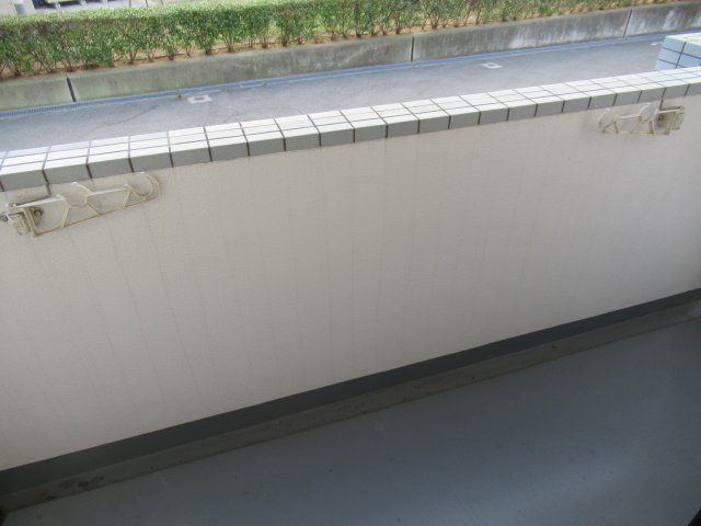 シーショア垂水のバルコニー|開放的で明るい空間を演出してくれるバルコニーです