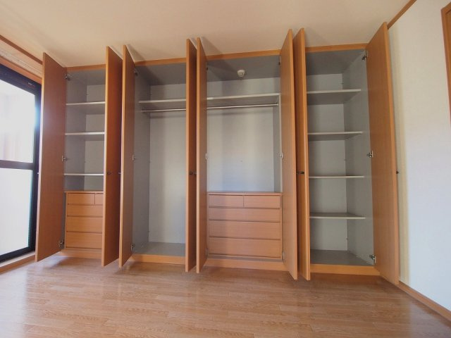 ラ・ヴィータ高取北の収納