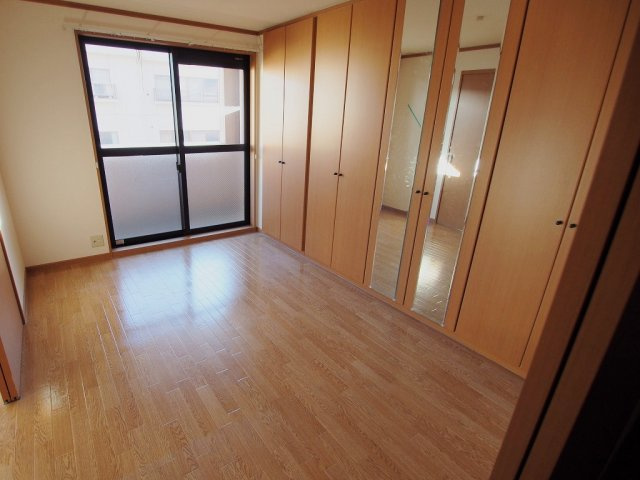 ラ・ヴィータ高取北の寝室