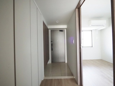 【玄関】 | アーバンパーク淡路 | 落ち着いた玄関です