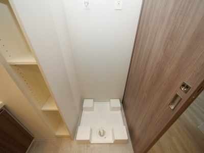 【設備】 | アーバンパーク淡路 | 洗濯機置き場です。