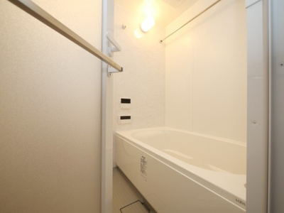 【浴室】 | アーバンパーク淡路 | 落ち着いた空間のお風呂です